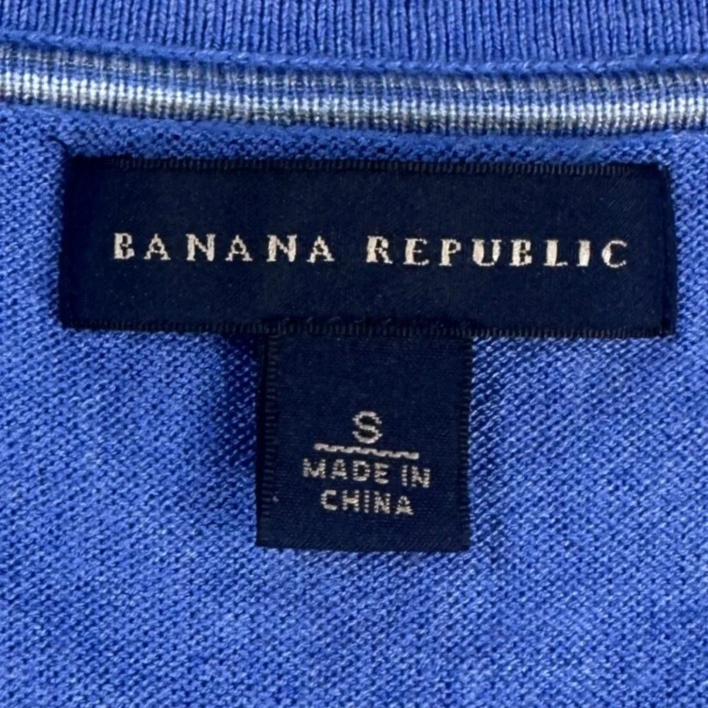 Banana Republic Royal Blue V-Neck Men’s Sweater